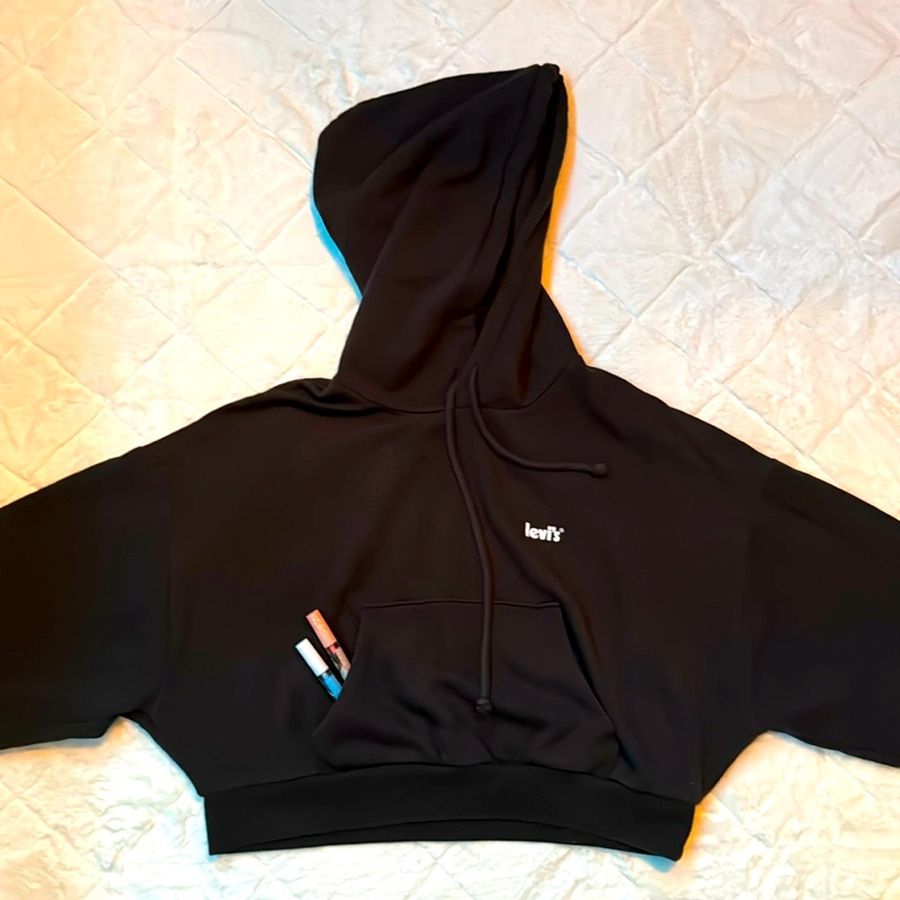 Levi’s Black Cropped Hoodie Women’s